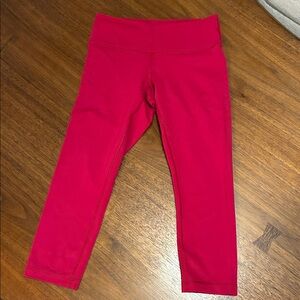 Lululemon 6 21” crop cranberry leggings